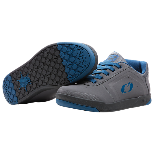 O'Neal cubrió zapatos planos pro
