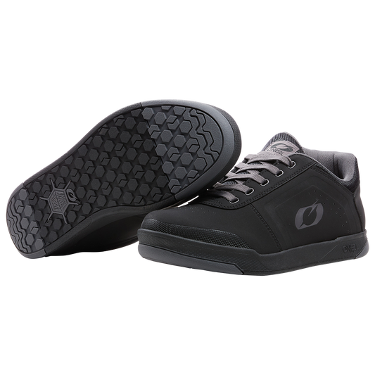 O'Neal cubrió zapatos planos pro