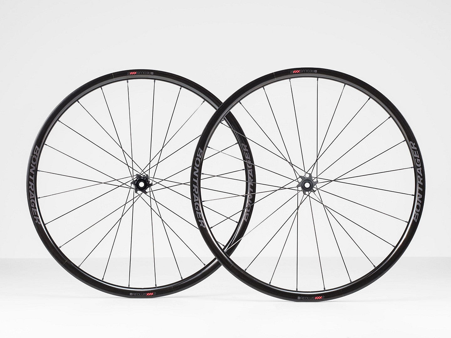 Bontrager Aeolus XXX 2 TLR Clincher Räder
