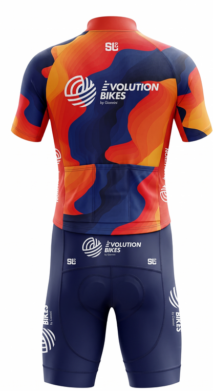 Evolution Bikes 2025 atuendo de verano