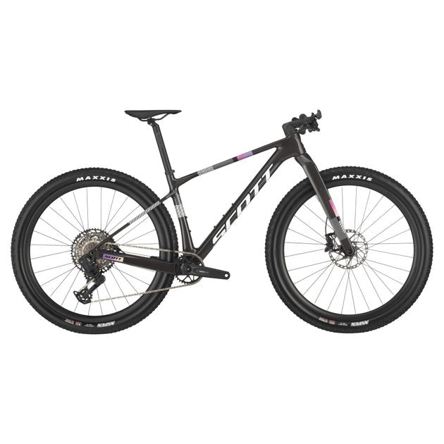 Scott Graver de escala 10 2025