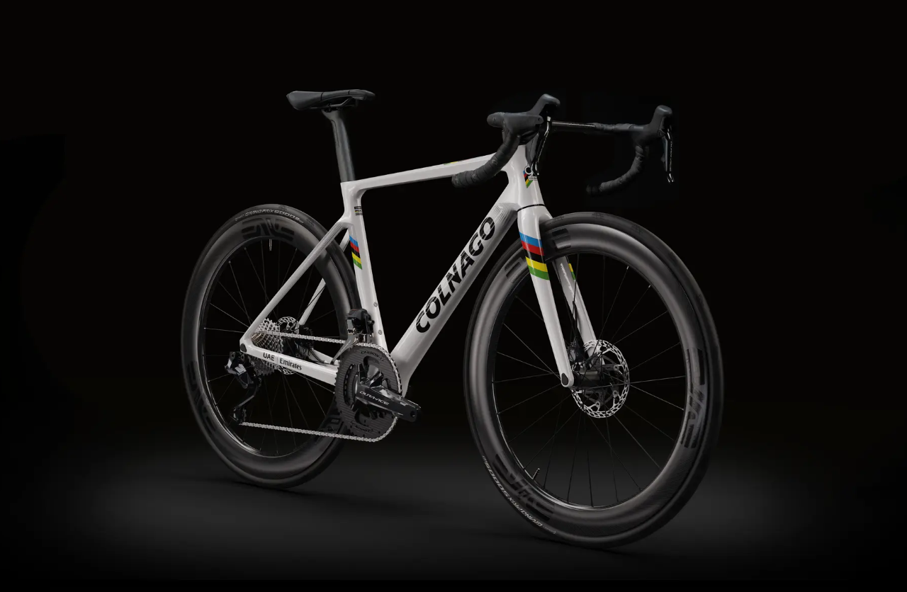 Colnago v4rs disque Shimano Ultegra Di2- Vision SC45 2025