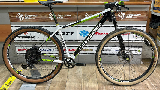 Tamaño de carreras de fábrica de Cannondale F29 L - Usado