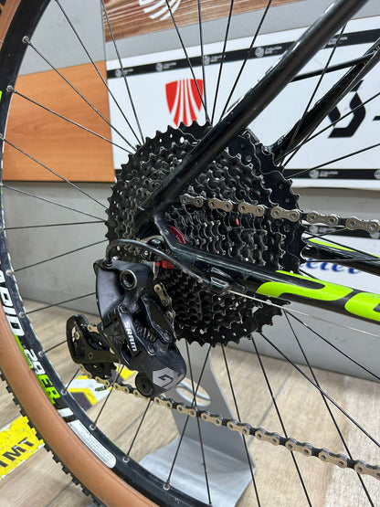 Tamaño de carreras de fábrica de Cannondale F29 L - Usado