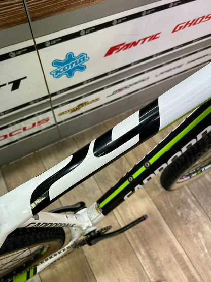 Tamaño de carreras de fábrica de Cannondale F29 L - Usado