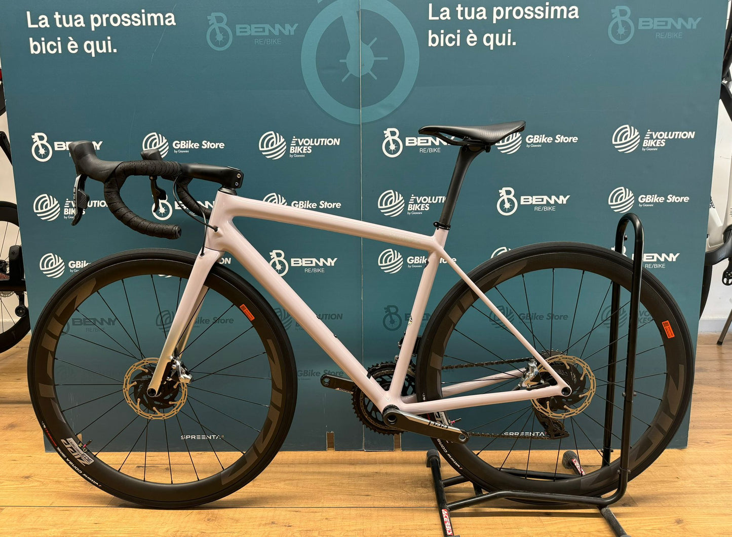 S-Works aethos sram Red ETAP AXS Größe 54 - verwendet