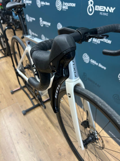 Focus Izalco Max 8.7 Tamaño M - Usado