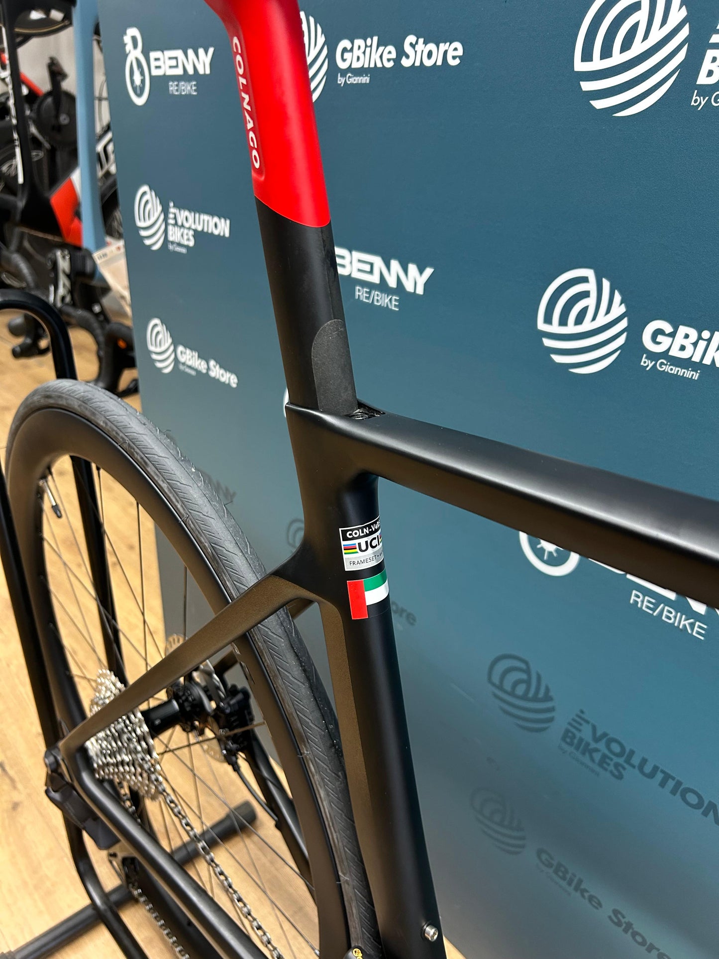 Colnago V4RS EAU Emirates Tamaño 510 - Prueba de demostración