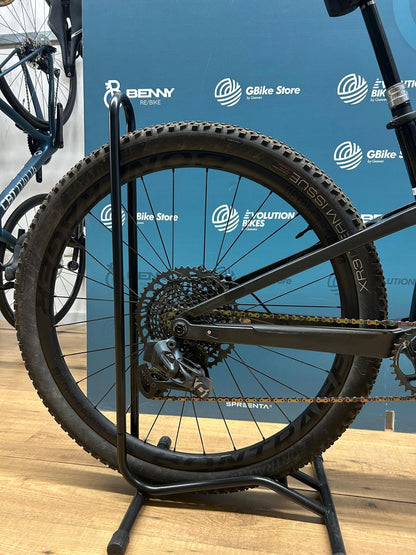 Trek Tamaño de los hachas de combustible superior M - Usado