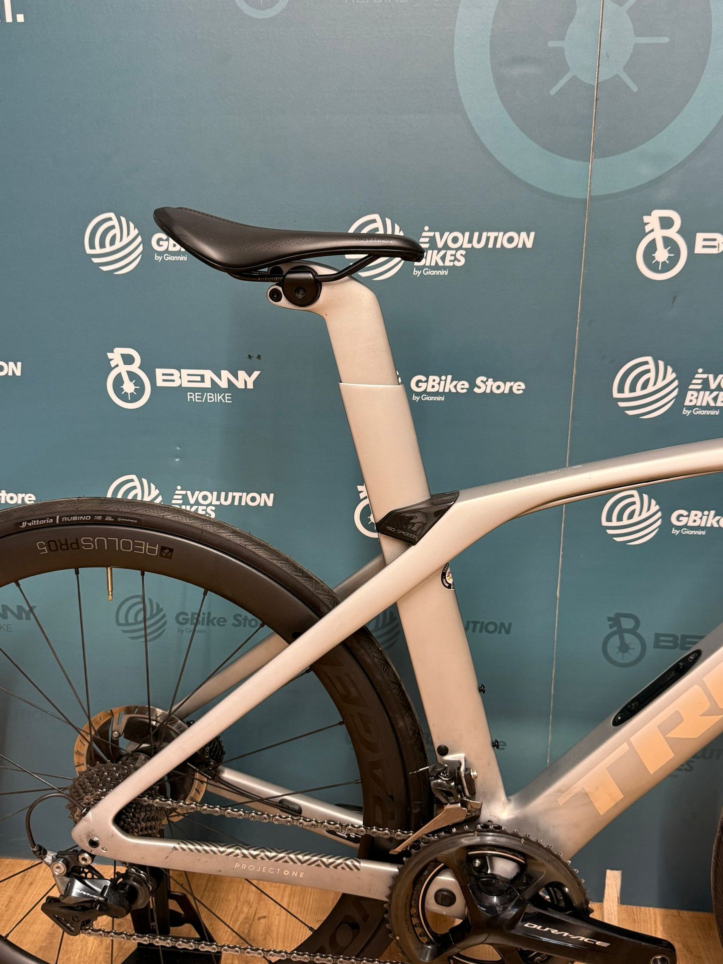 Trek Madone SLR 9 Disco Tamaño 52 - Usado